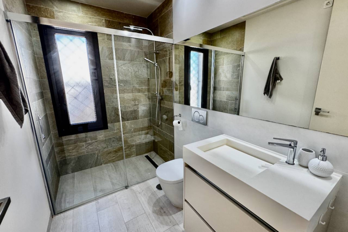 Reventa - Villa - La Finca Golf