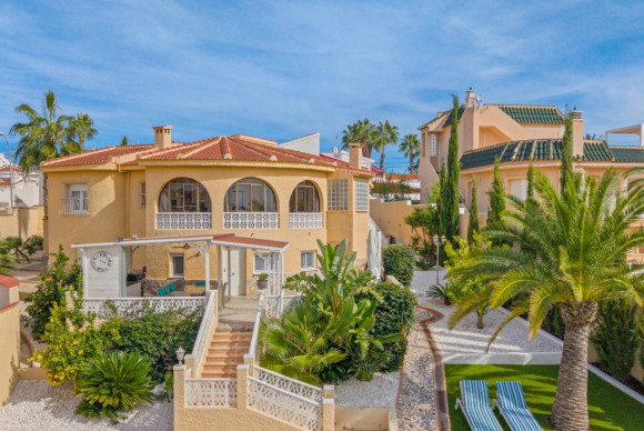 Herverkoop - Villa - Ciudad Quesada