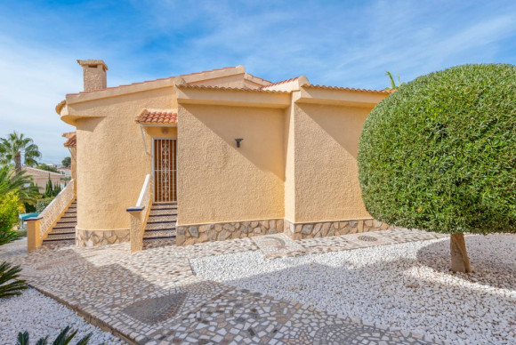 Herverkoop - Villa - Ciudad Quesada