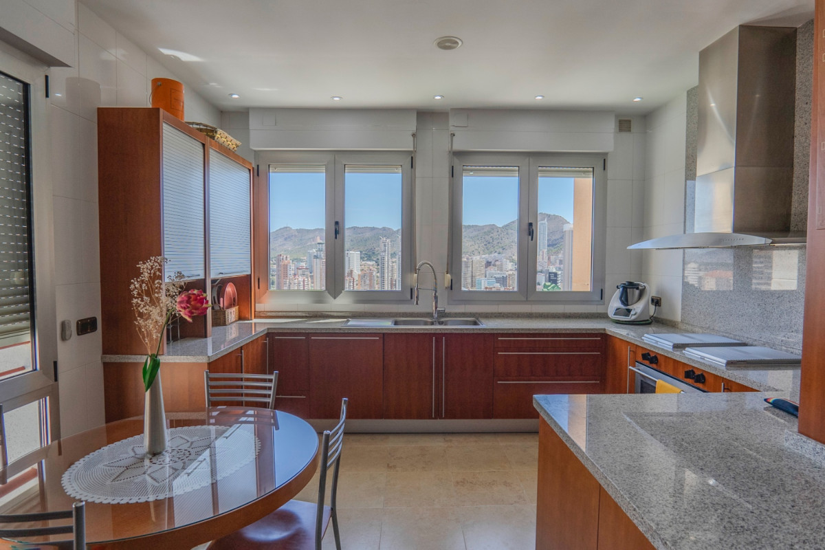 Herverkoop - Appartement  - Benidorm - Benidorm - City