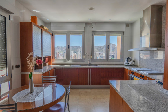 Herverkoop - Appartement  - Benidorm - Benidorm - City