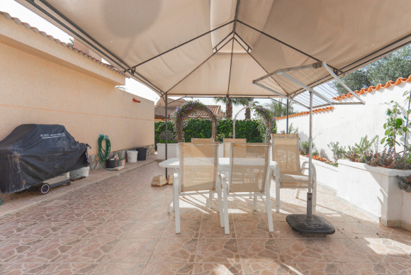 Herverkoop - Vrijstaande Villa - Ciudad Quesada - Ciudad Quesada - Town