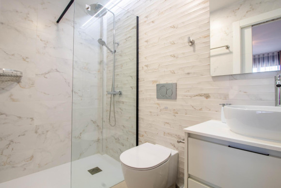 Herverkoop - Appartement  - Orihuela Costa - Punta Prima