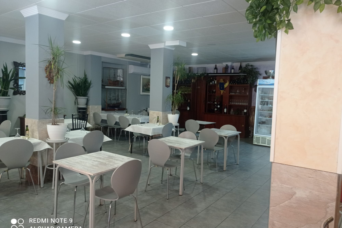 Reventa - Local comercial - Torrevieja