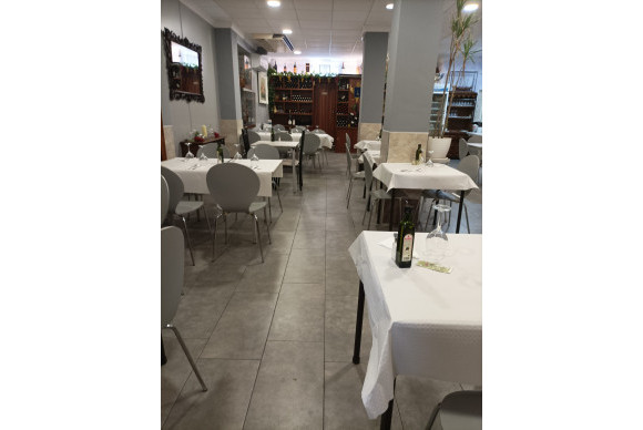 Reventa - Local comercial - Torrevieja