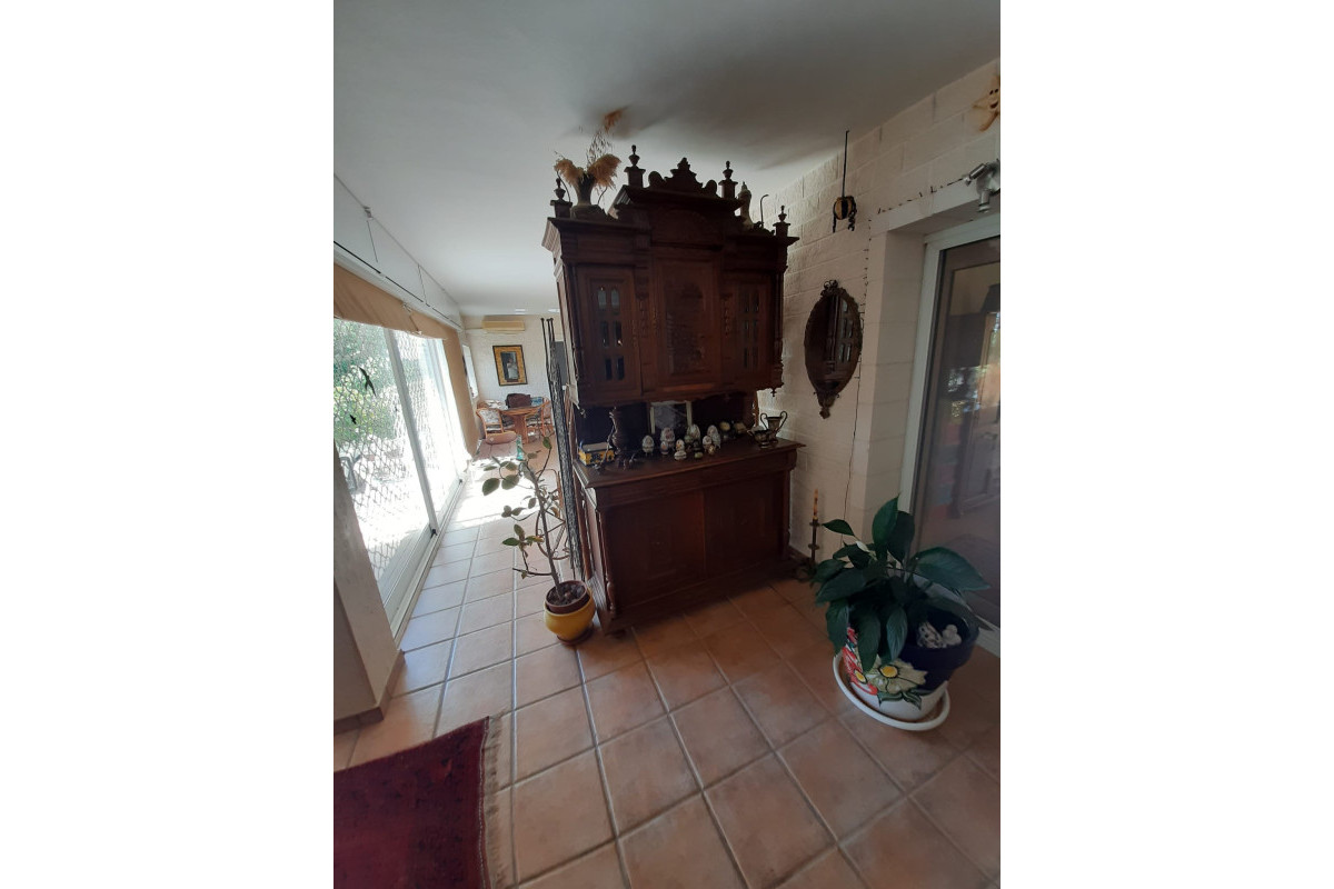 Resale - House - Villamartin