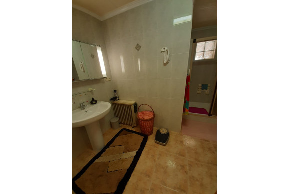 Resale - House - Villamartin