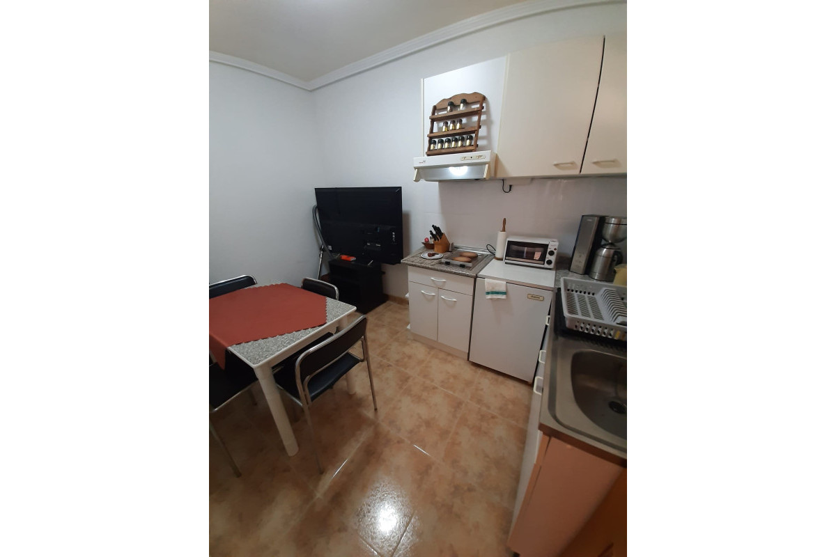 Resale - House - Villamartin
