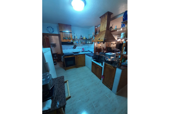 Resale - House - Villamartin