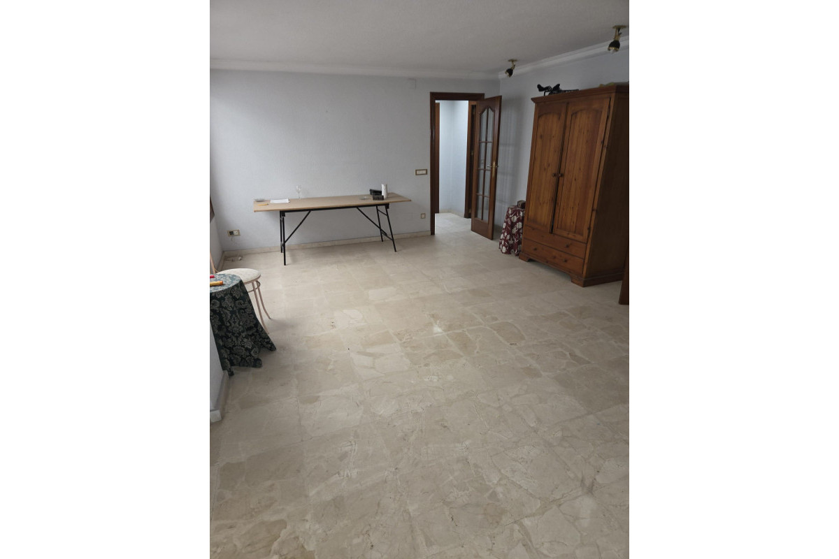 Herverkoop - Winkel Ruimte - Callosa de Segura