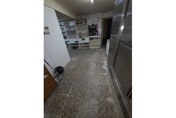 Herverkoop - Winkel Ruimte - Callosa de Segura