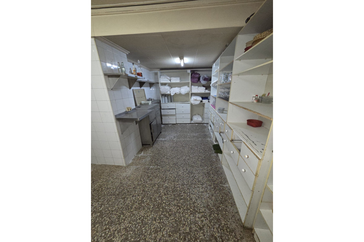 Herverkoop - Winkel Ruimte - Callosa de Segura