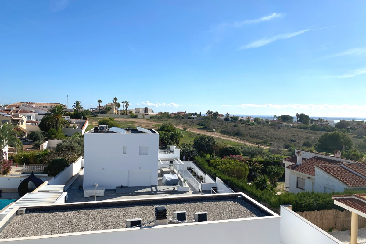 Resale - Detached Villa - Ciudad Quesada - Central Quesada