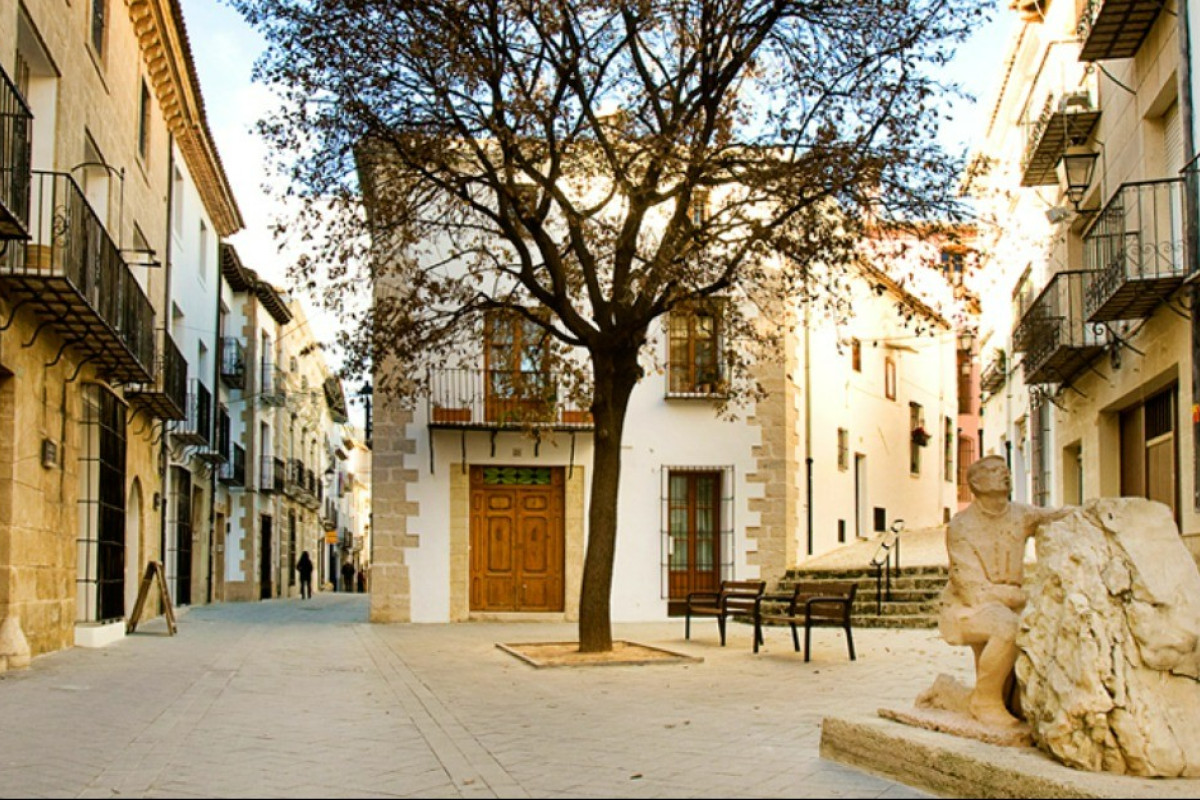 Resale - Casa de Pueblo - Benissa