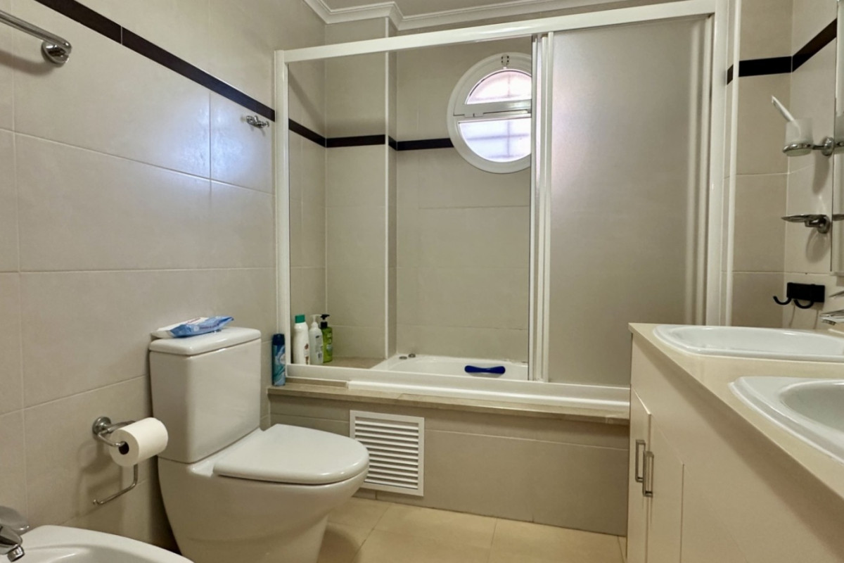 Resale - Apartment  - Mil Palmeras