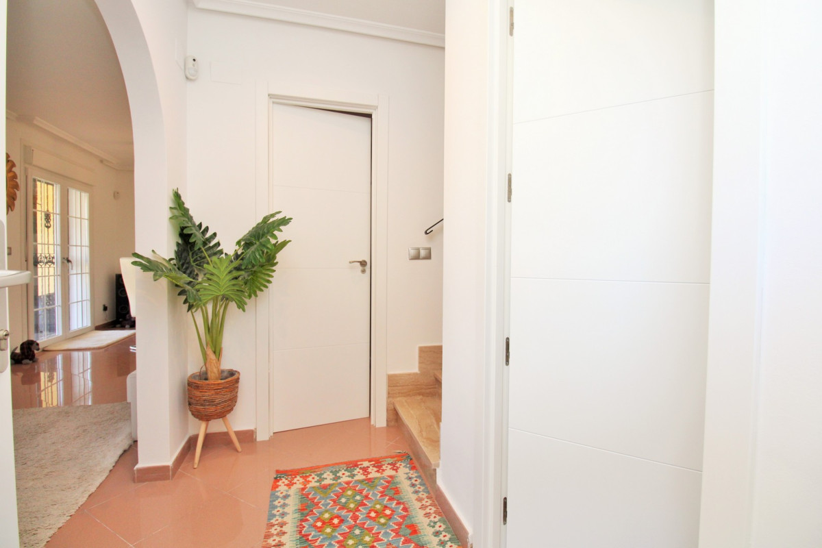 Revente - Villa - Villamartin - Los Dolses