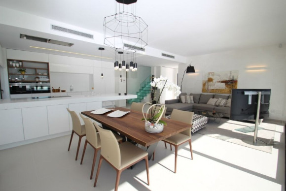 Herverkoop - Villa - Orihuela Costa - La Zenia