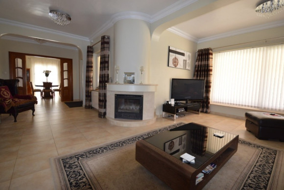 Reventa - Villa de Lujo - Cabo Roig