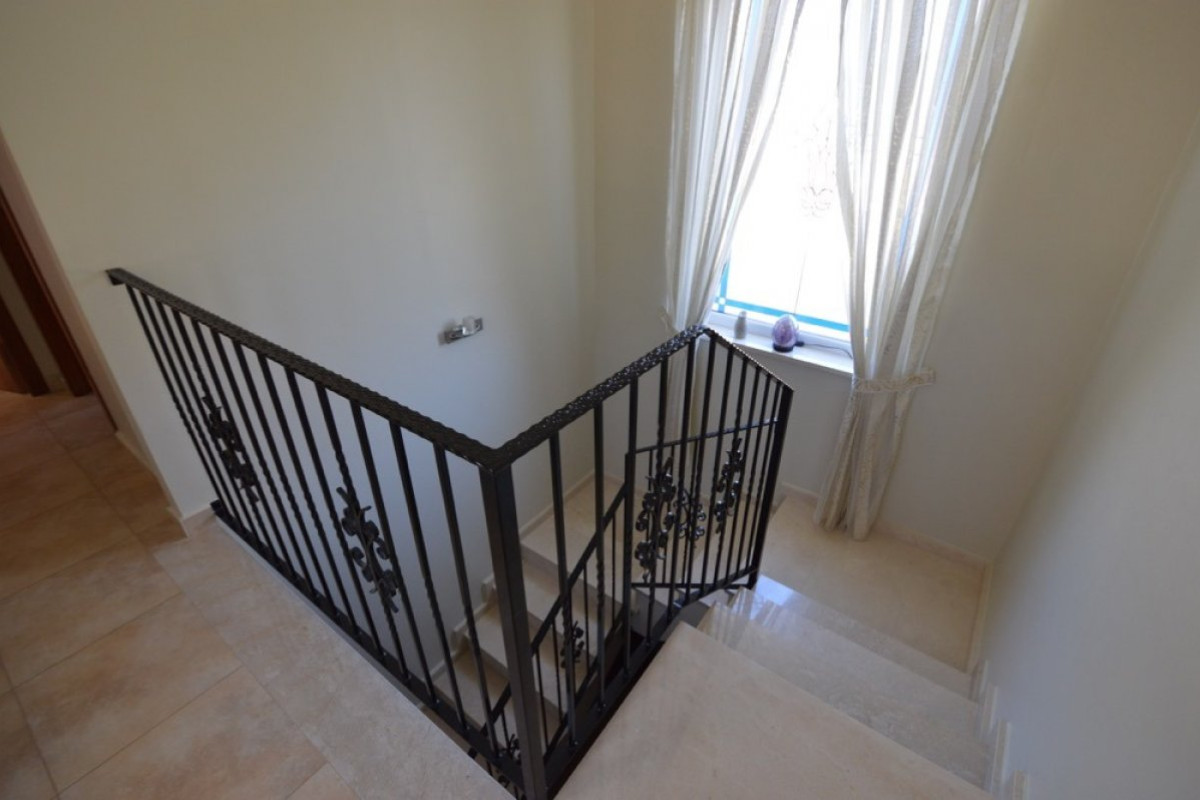 Reventa - Villa de Lujo - Cabo Roig