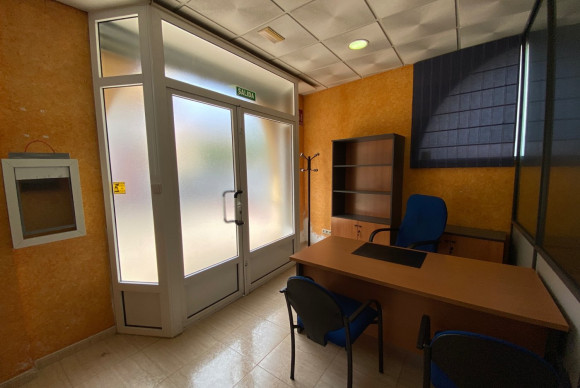 Revente - Commercial Unit - Alicante - Villafranqueza