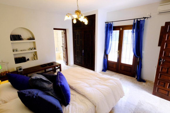 Herverkoop - Villa - Benissa - Fustera