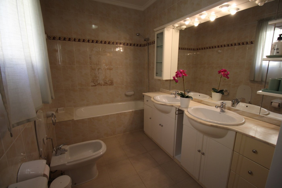 Herverkoop - Villa - Calpe - Empedrola