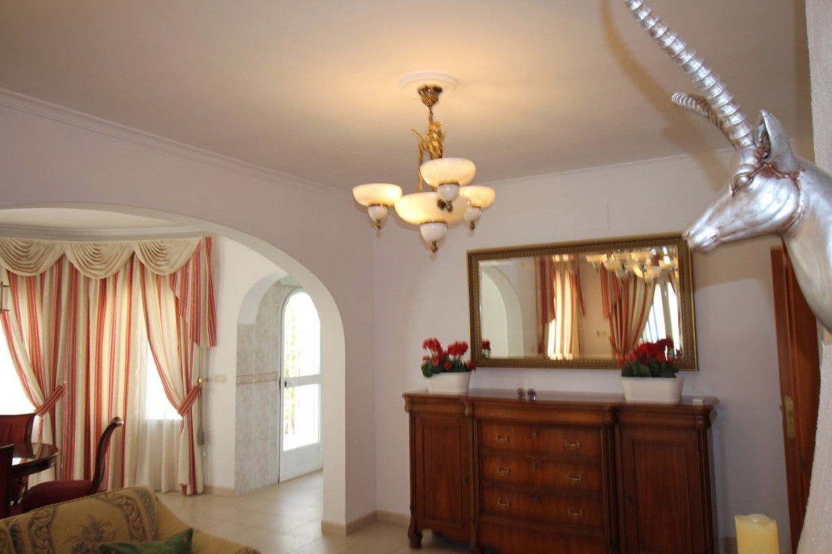 Herverkoop - Villa - Calpe - Empedrola