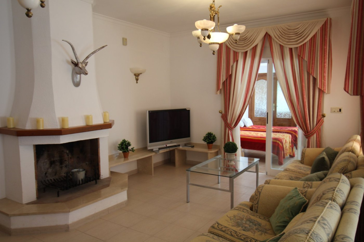 Herverkoop - Villa - Calpe - Empedrola