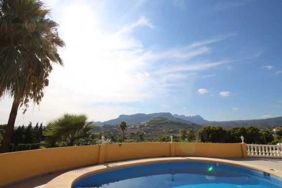 Herverkoop - Villa - Calpe - Empedrola