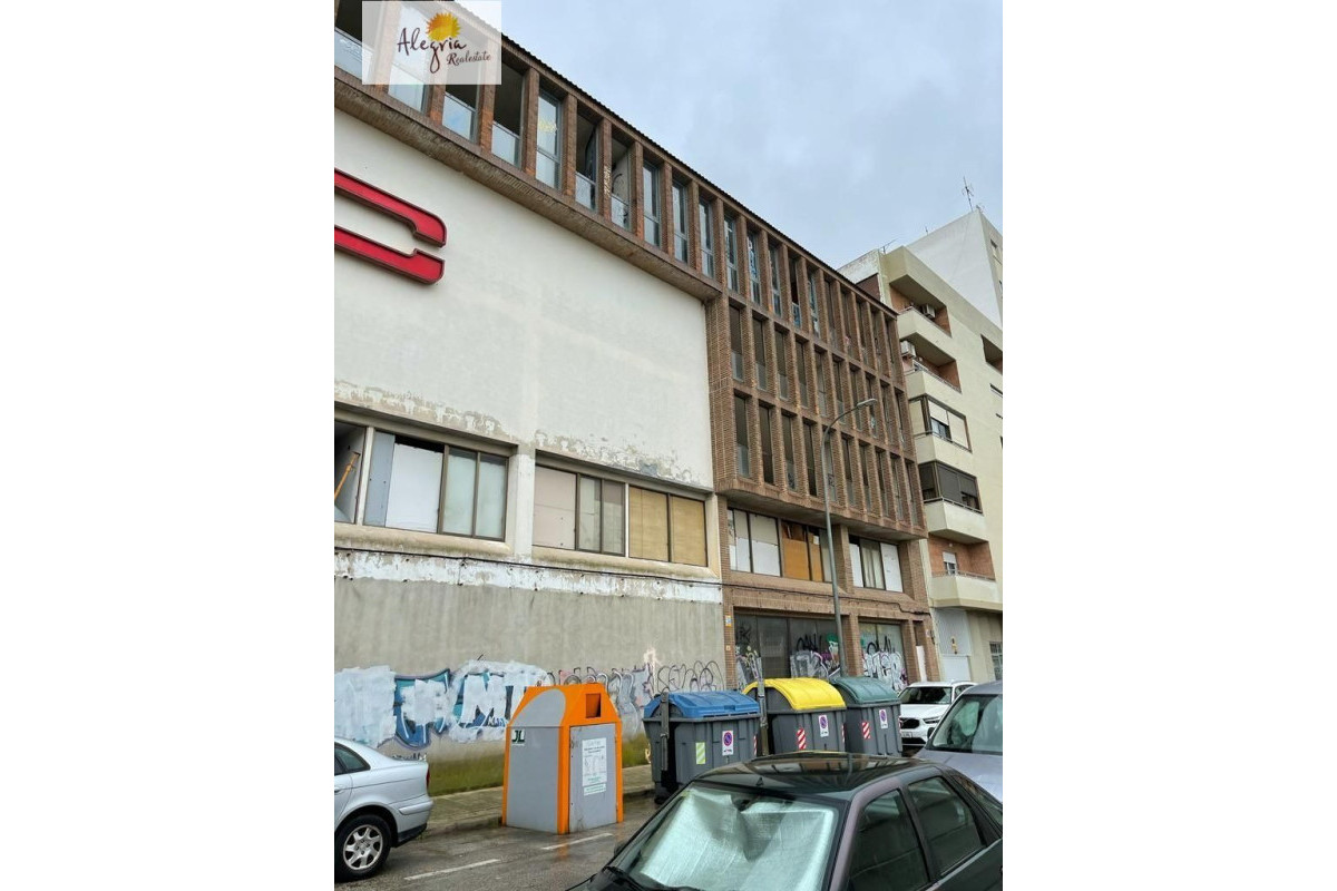 Herverkoop - Gebouw - Gandía - Corea