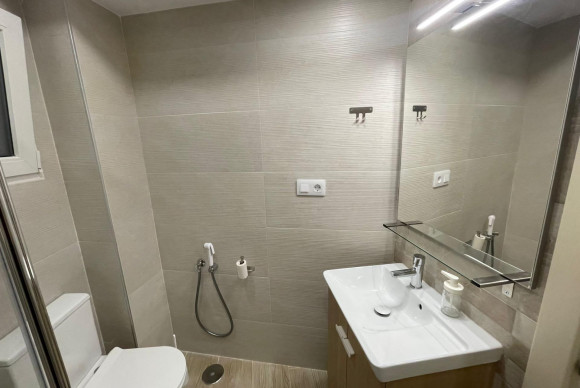 Herverkoop - Appartement  - Alicante - Carolinas Altas