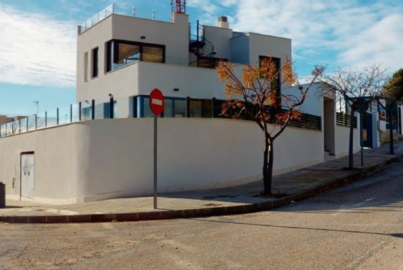 Revente - House - Polop - Alberca