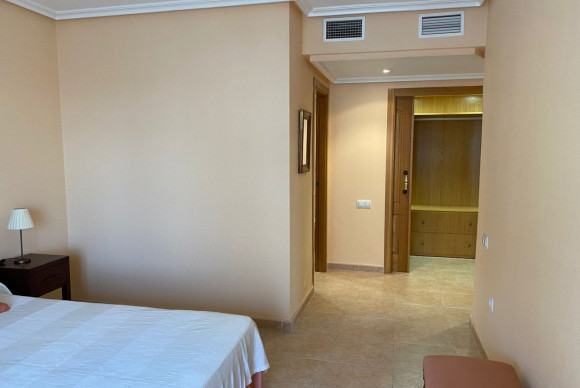 Reventa - Apartamento / piso - Torrevieja - Centro