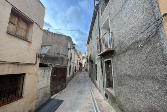 Revente - House - Sella - PUEBLO