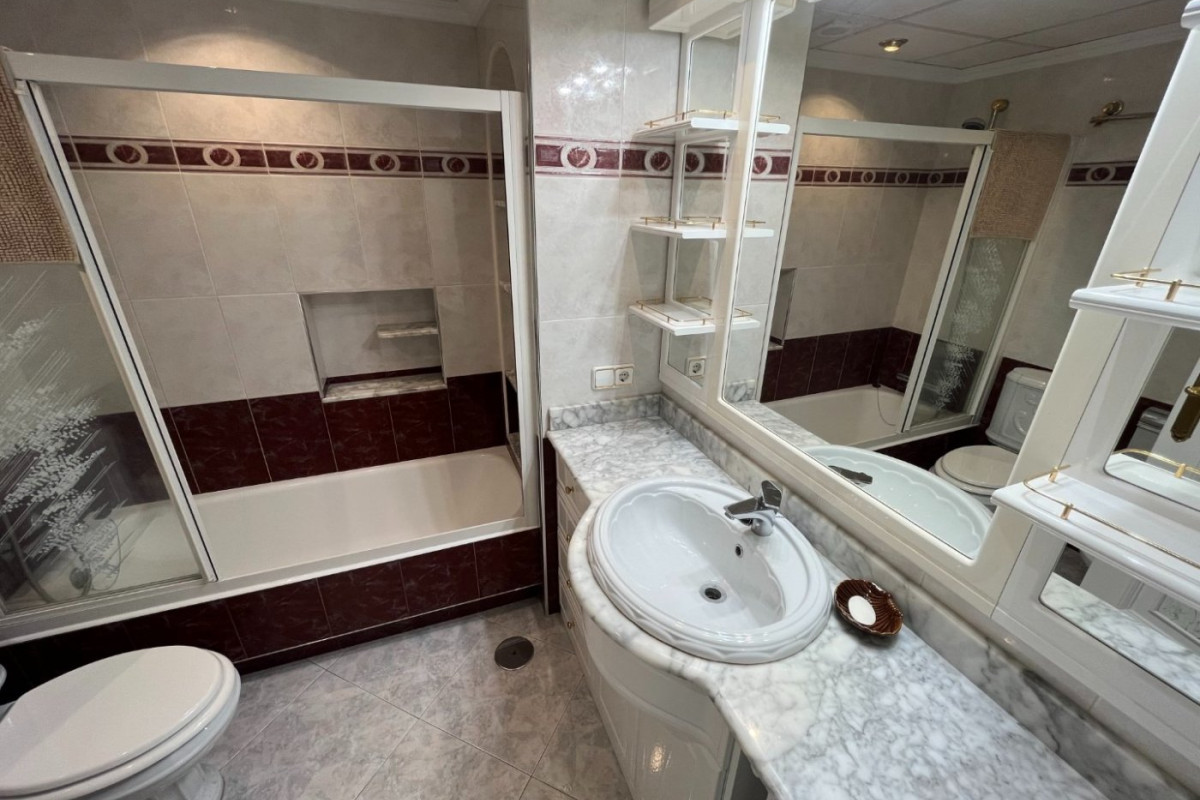 Herverkoop - Appartement  - Benidorm - Poniente