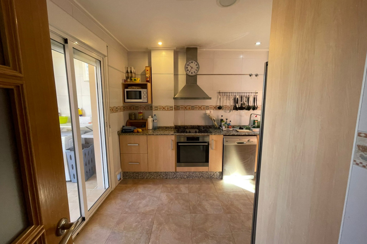 Resale - House - Bigastro