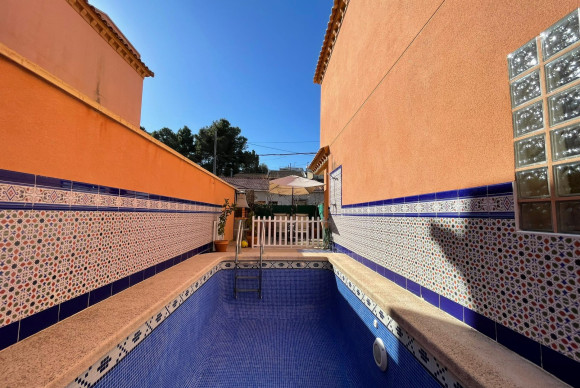 Resale - House - Bigastro