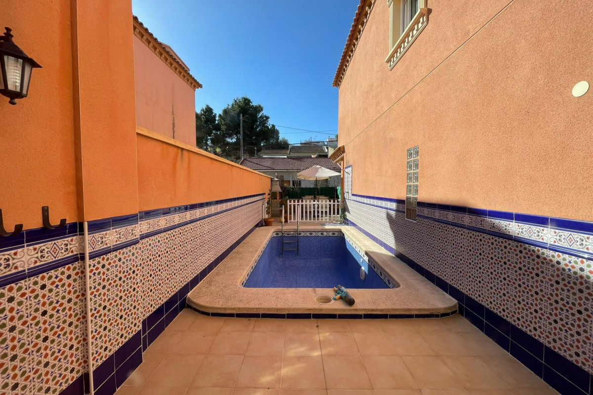 Resale - House - Bigastro