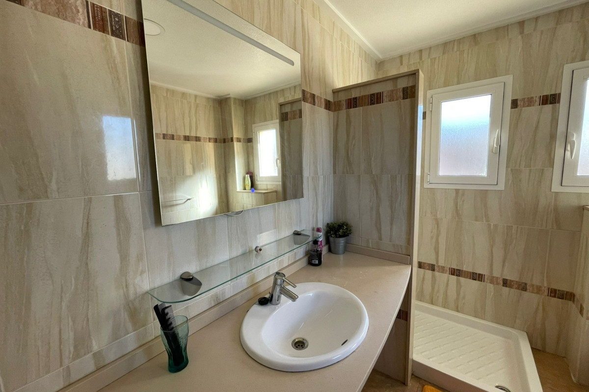 Resale - House - Bigastro