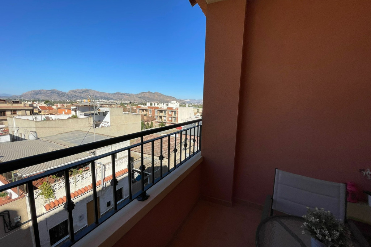 Resale - House - Bigastro