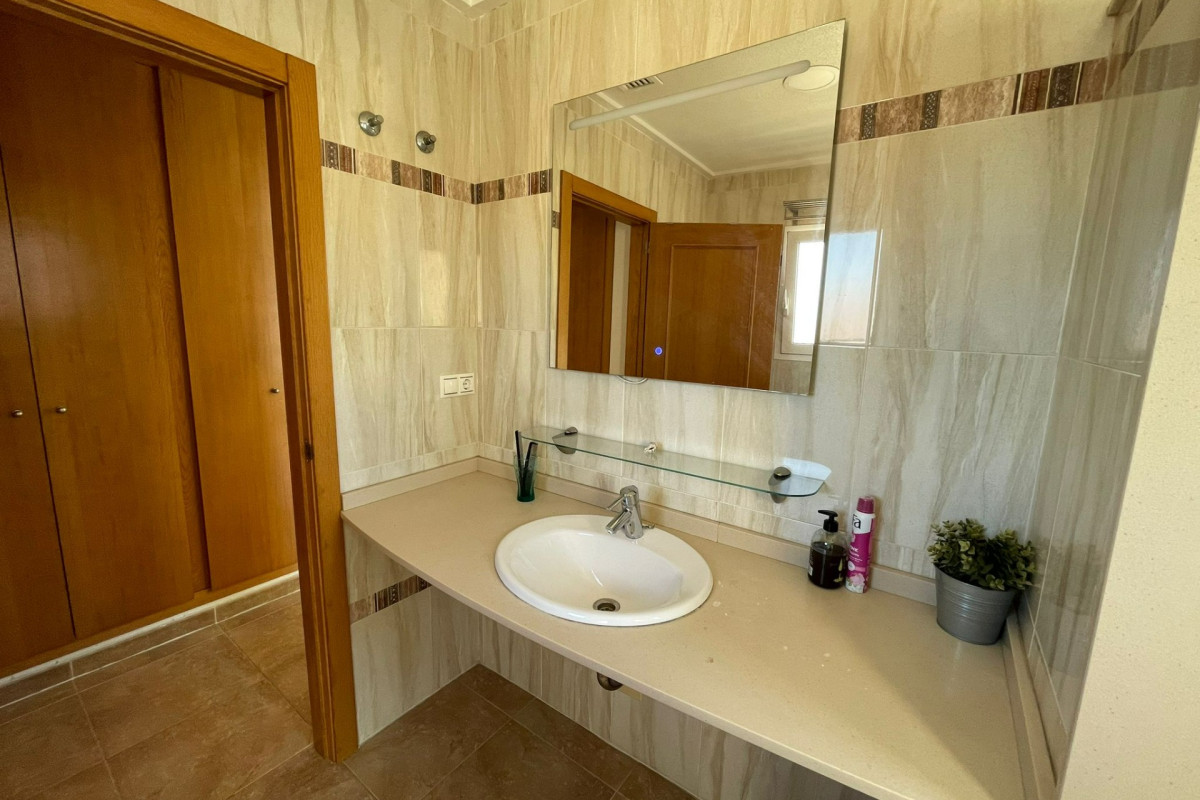 Resale - House - Bigastro