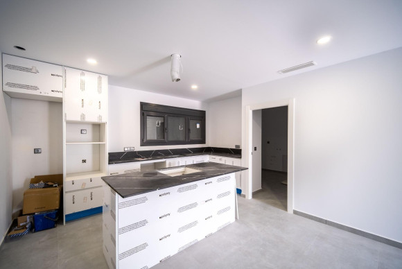 Reventa - Villa de Lujo - Torrevieja - Aguas nuevas 1