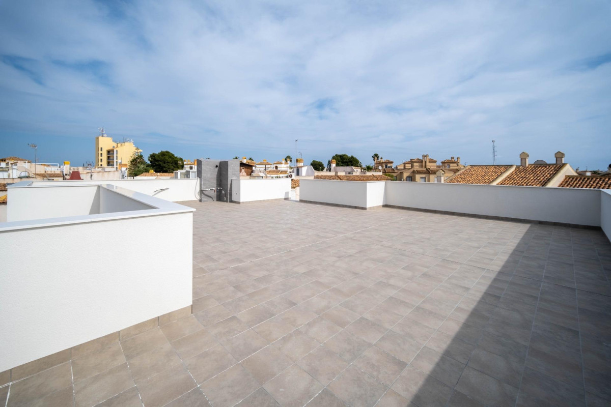 Reventa - Villa de Lujo - Torrevieja - Aguas nuevas 1