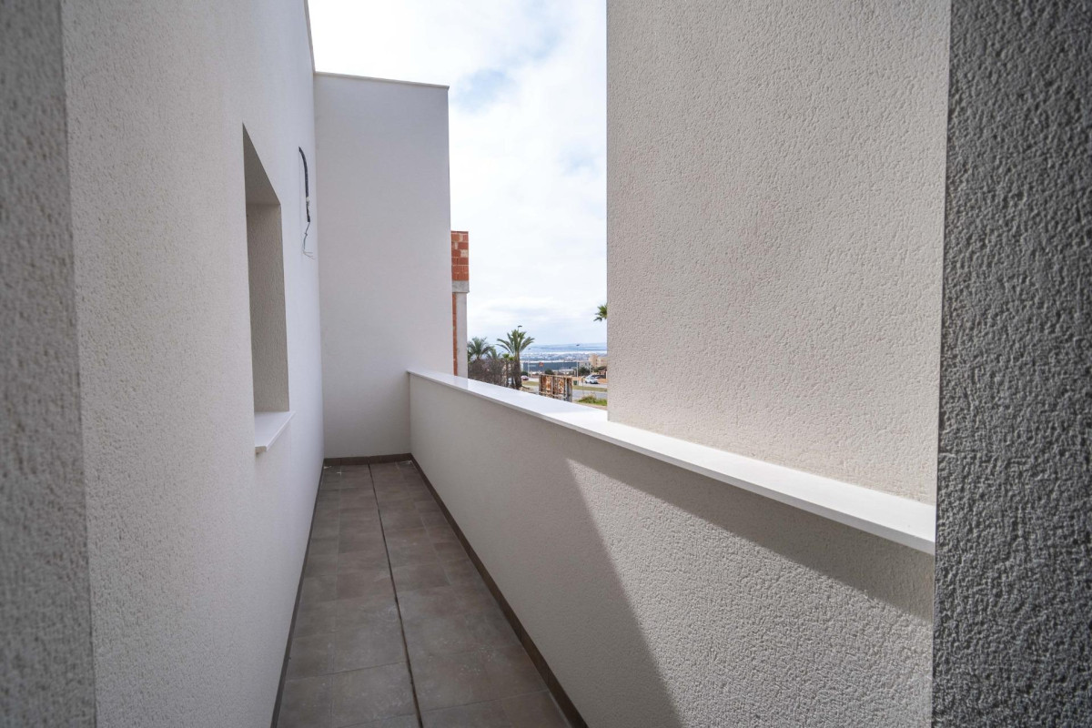 Reventa - Villa de Lujo - Torrevieja - Aguas nuevas 1