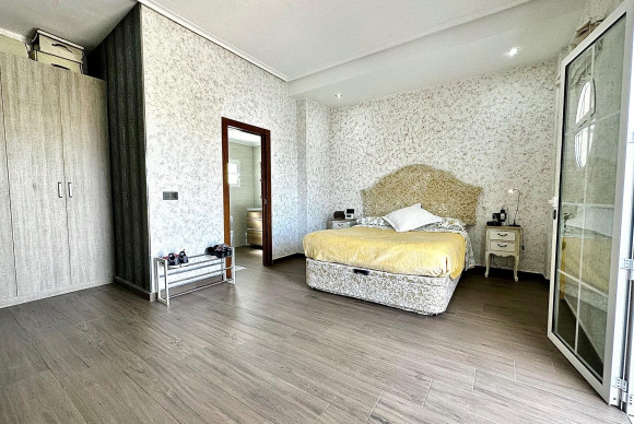 Herverkoop - Appartement  - Torrevieja - La Mata