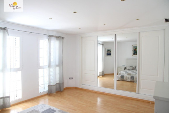 Revente - House - L'Eliana - MONTEALEGRE