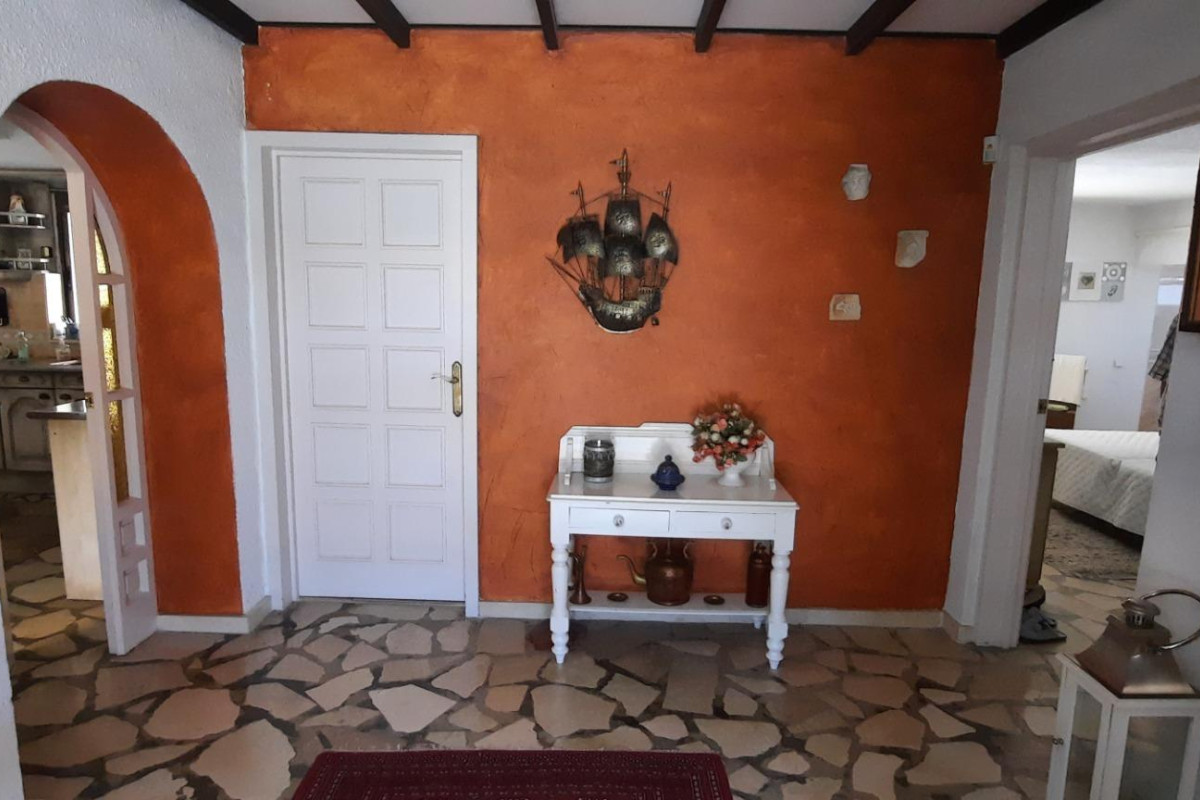 Herverkoop - Villa - l'Alfas del Pi - Belmonte