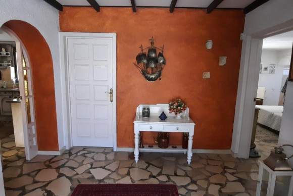 Herverkoop - Villa - l'Alfas del Pi - Belmonte