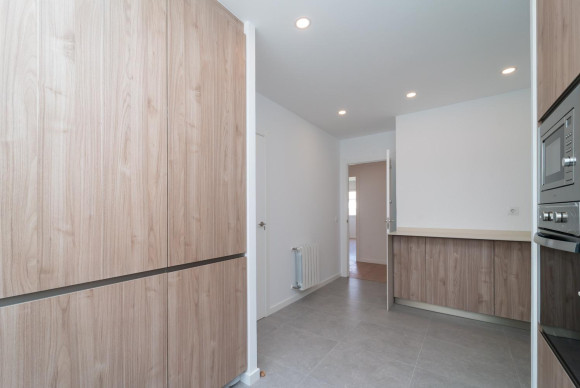 Herverkoop - Appartement  - Madrid - Fuentelarreina