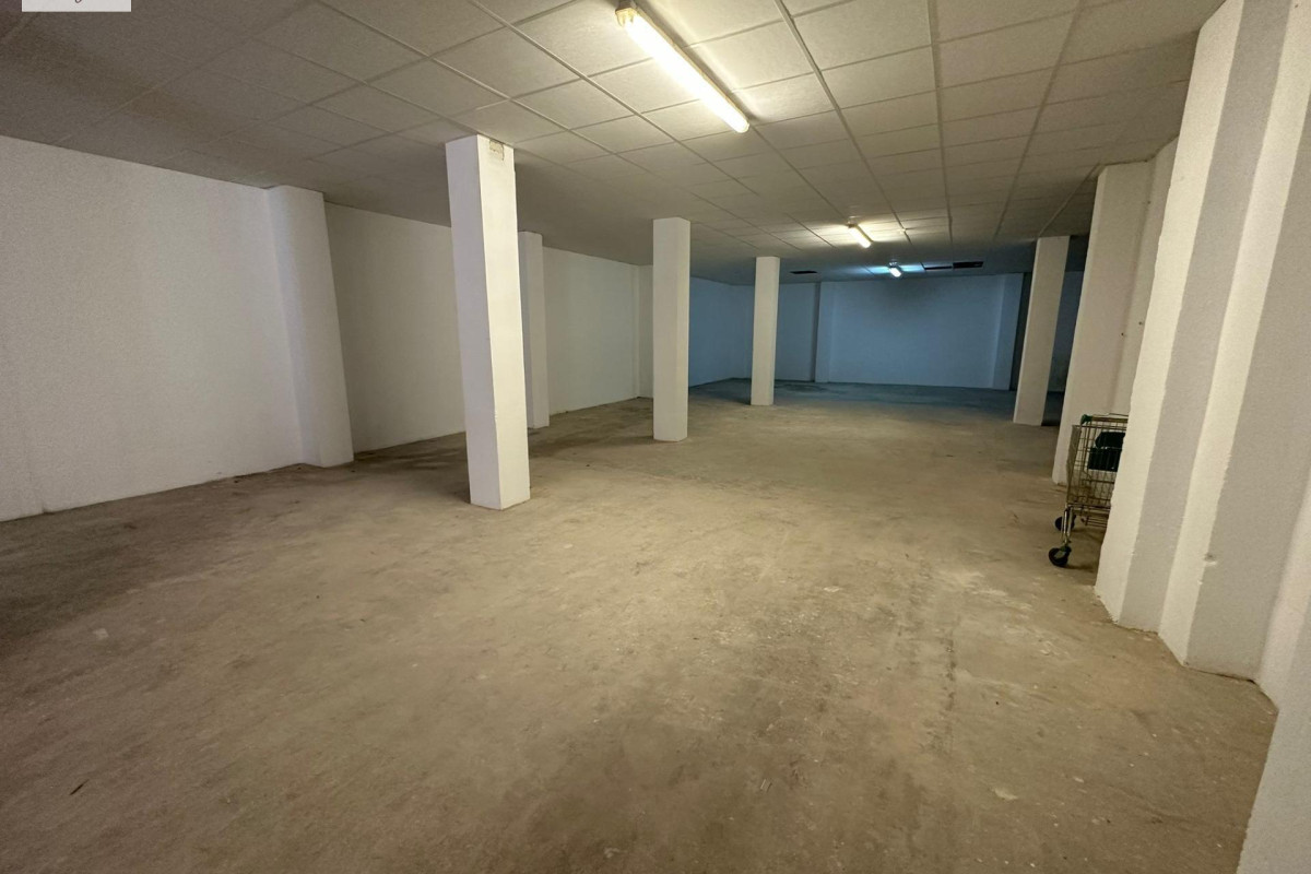 Herverkoop - Winkel Ruimte - Valencia - Patraix